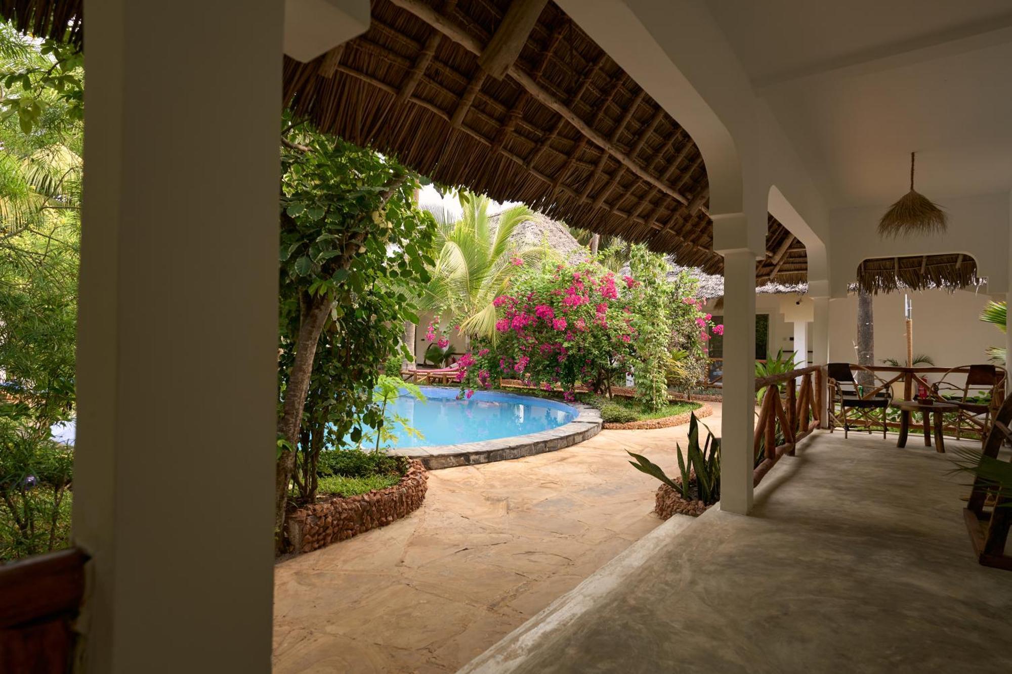 African Bungalows Nungwi Buitenkant foto